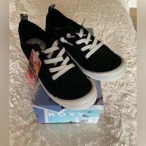 Roxy Sneakers - slip ons